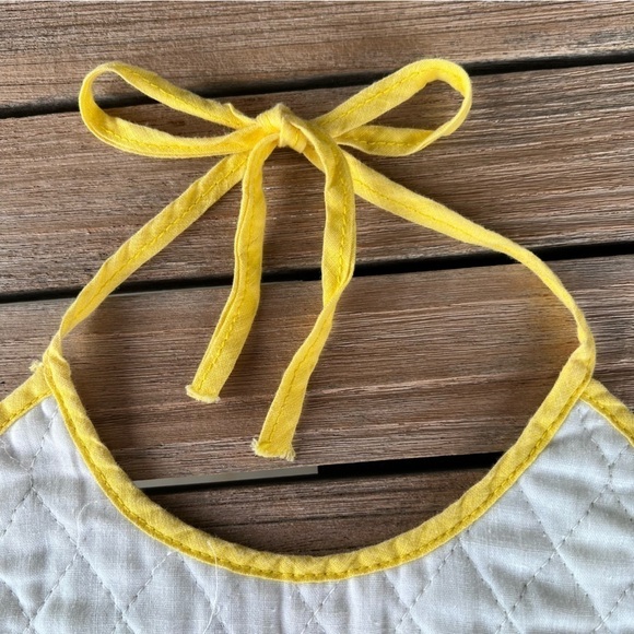 Vtg Disney Winnie The Pooh Honey Pot Bees Quilted Cross Stitch Bib Sears USA GUC - Picture 5 of 9